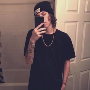 Meet your Posher, Mckay